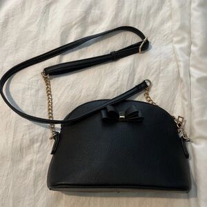 Elegant Black Bow Accent Women's Bag